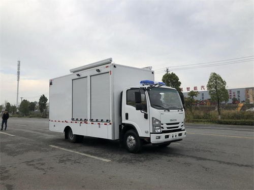 專業(yè)保障，高效救援 五十鈴器材裝備救險(xiǎn)車與消防器材裝備車的全面解析